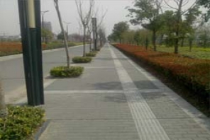 人行道透水磚實(shí)景